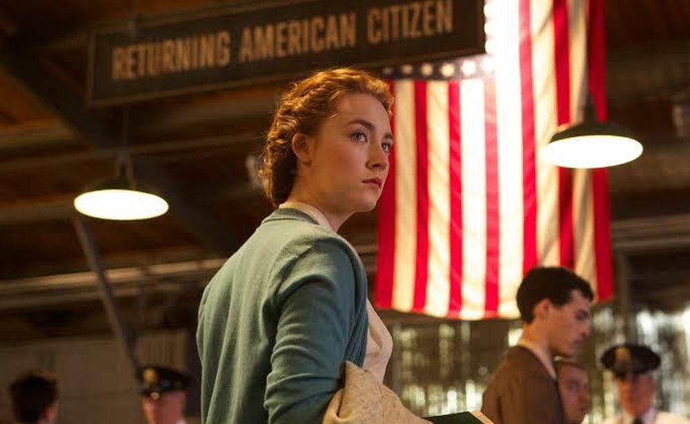 Brooklyn foi indicado para três estatuetas do Oscar 2016, incluindo os prêmios de Melhor Filme e Melhor Atriz (com Saoirse Ronan) — Foto: Reprodução/Lionsgate
