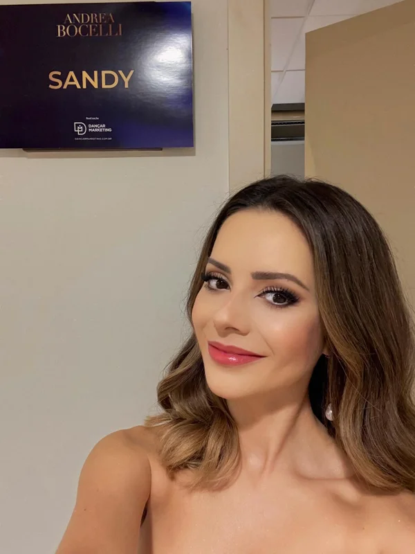 Sandy abre o jogo sobre rivalidade com Wanessa Camargo: "Criaram isso"