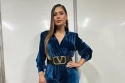 Simone Mendes se emociona ao alcançar marca em carreira solo