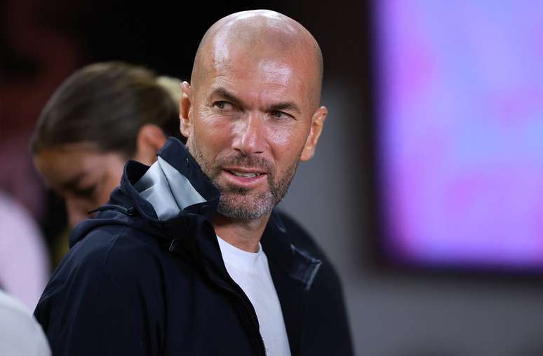 Zidane promove mudanças nas regras da seleção francesa antes da estreia
