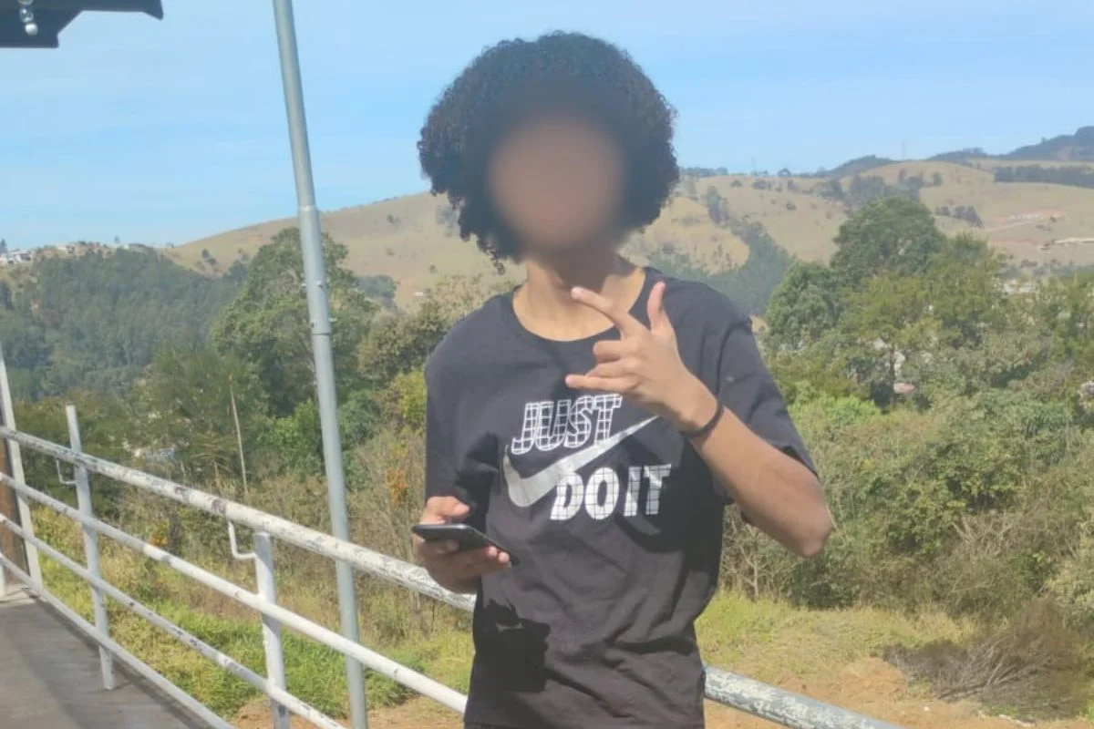 Descrição de cabelo fez inocente passar 15 dias internado na Fundação Casa - Metrópoles