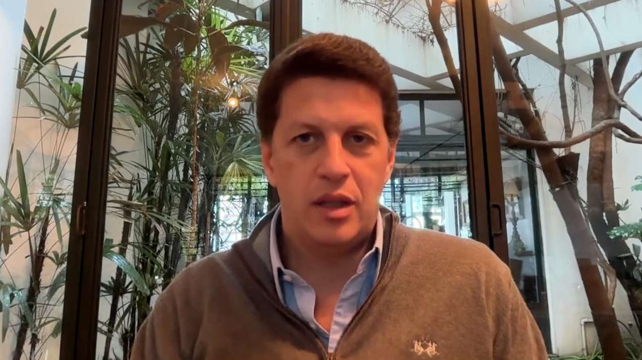Salles descarta trauma por eventual impeachment de ministros do STF, critica ‘centrão valdemarista’ e diz ser contra regulamentar IA