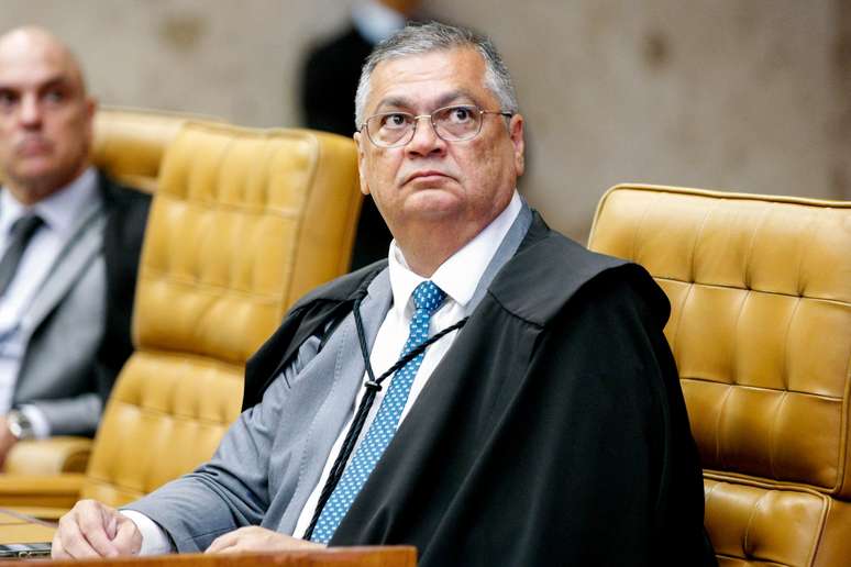 Dino relata ameaças e diz que não existe Judiciário se juiz tiver medo de decidir