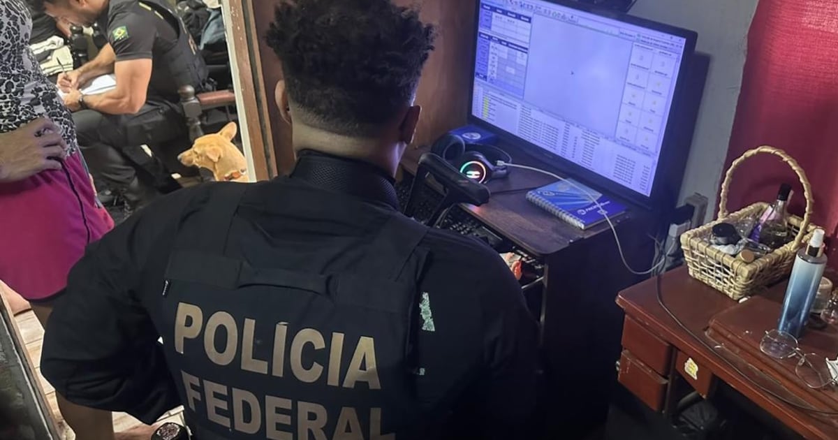 PF mira suspeito de armazenar e compartilhar imagens de abuso infantil em Belford Roxo (RJ)