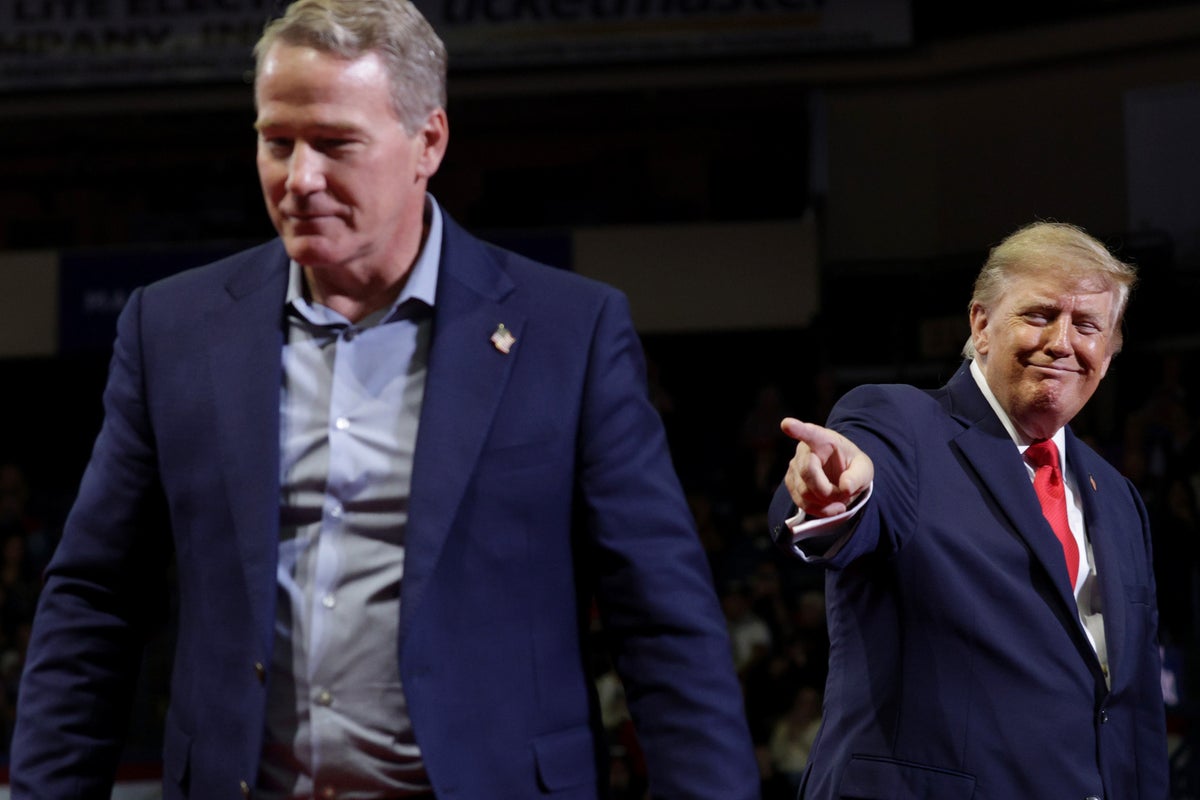 Candidato MAGA revela como se sente sobre Trump falar constantemente sobre o traseiro dele