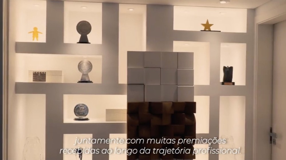 Patrícia Poeta tem cobertura com decoração inspirada na Grécia — Foto: Reprodução/Instagram