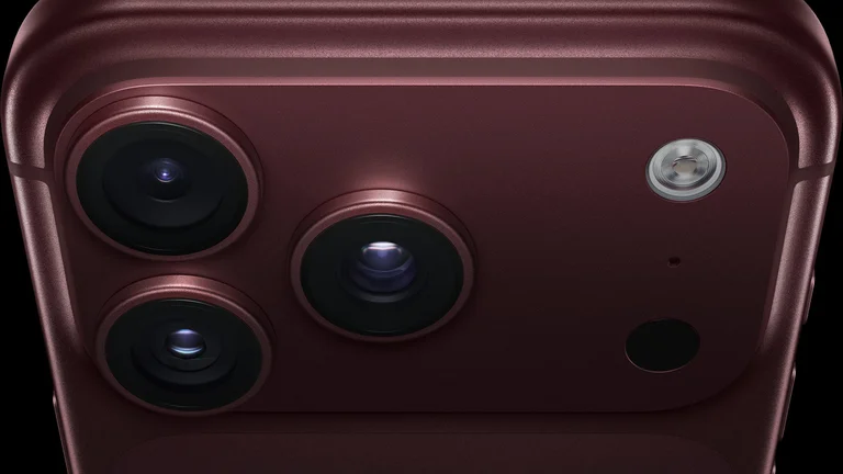 "Está ficando rosa": usuários relatam desbotamento do novo iPhone 18 Pro