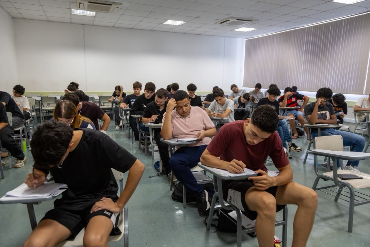 Ditadura, desinformação e 'gag': veja o que caiu na 1ª fase da Unicamp 2027