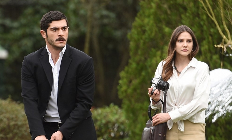 12 séries turcas com romances tão bons que curam até coração partido