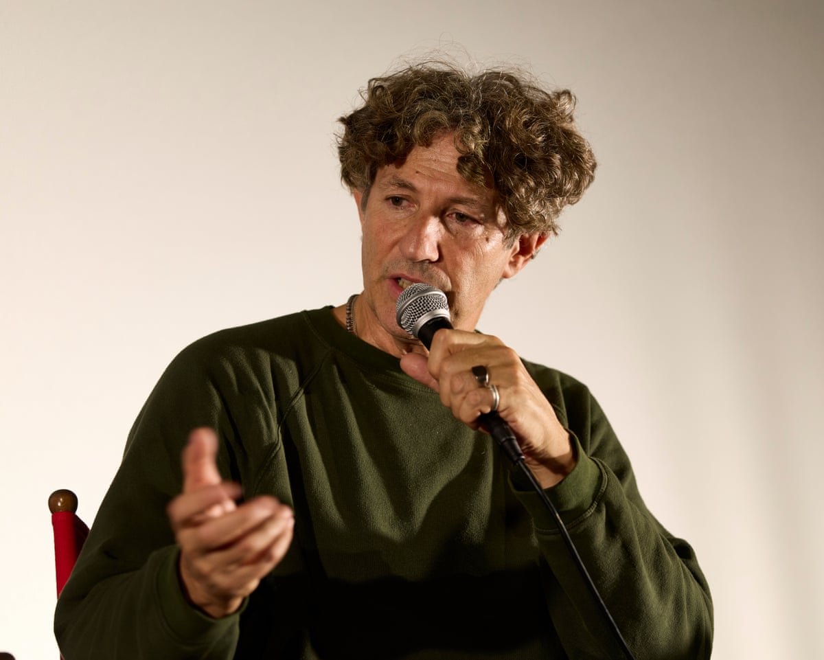 Jonathan Glazer diz que a retaliação de Israel contra o NAZA é 'mais venal' do que se antecipava