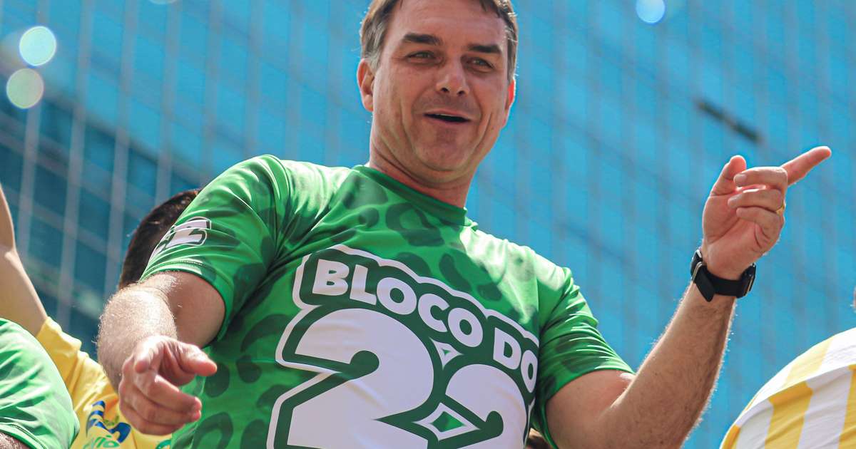 Governo de Donald Trump concederá visto para Flávio Bolsonaro entrar nos EUA