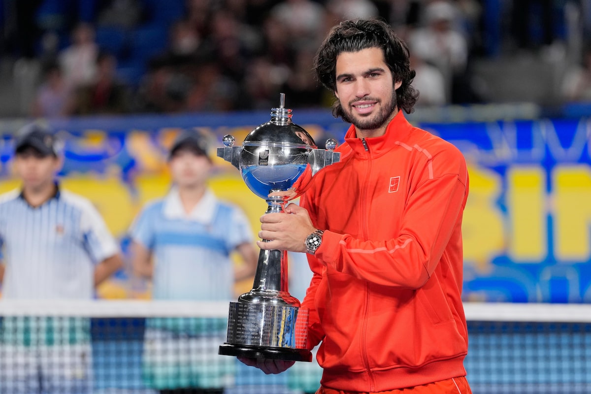 Alcaraz bate Lehecka em final no Japão, fatura bicampeonato do ATP de Tóquio e iguala Sampras