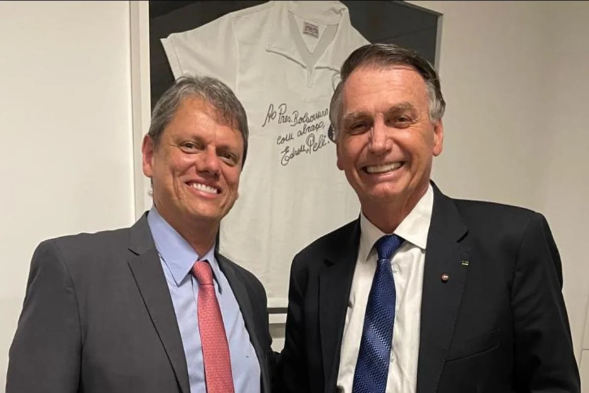 "Tempo da justiça vai chegar", diz Tarcísio sobre Bolsonaro após reeleição