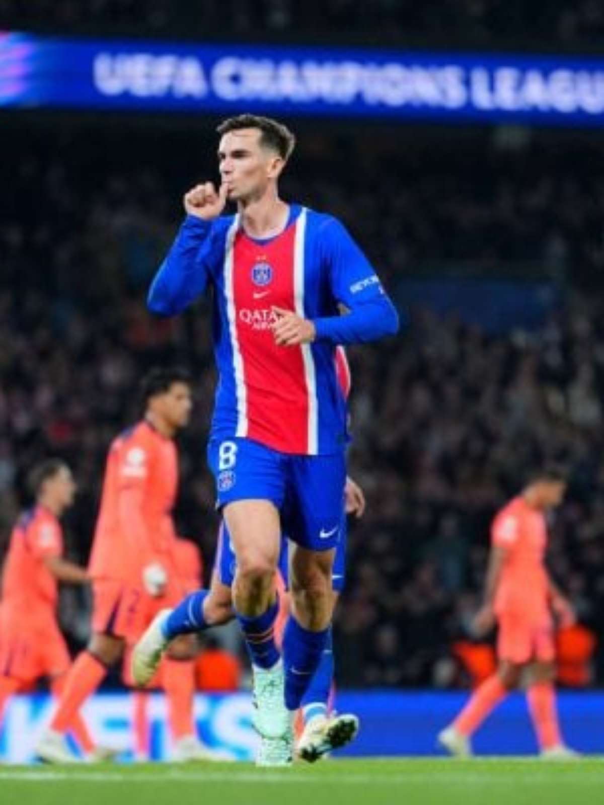 PSG vence Barcelona e mantém 100% de aproveitamento na Champions
