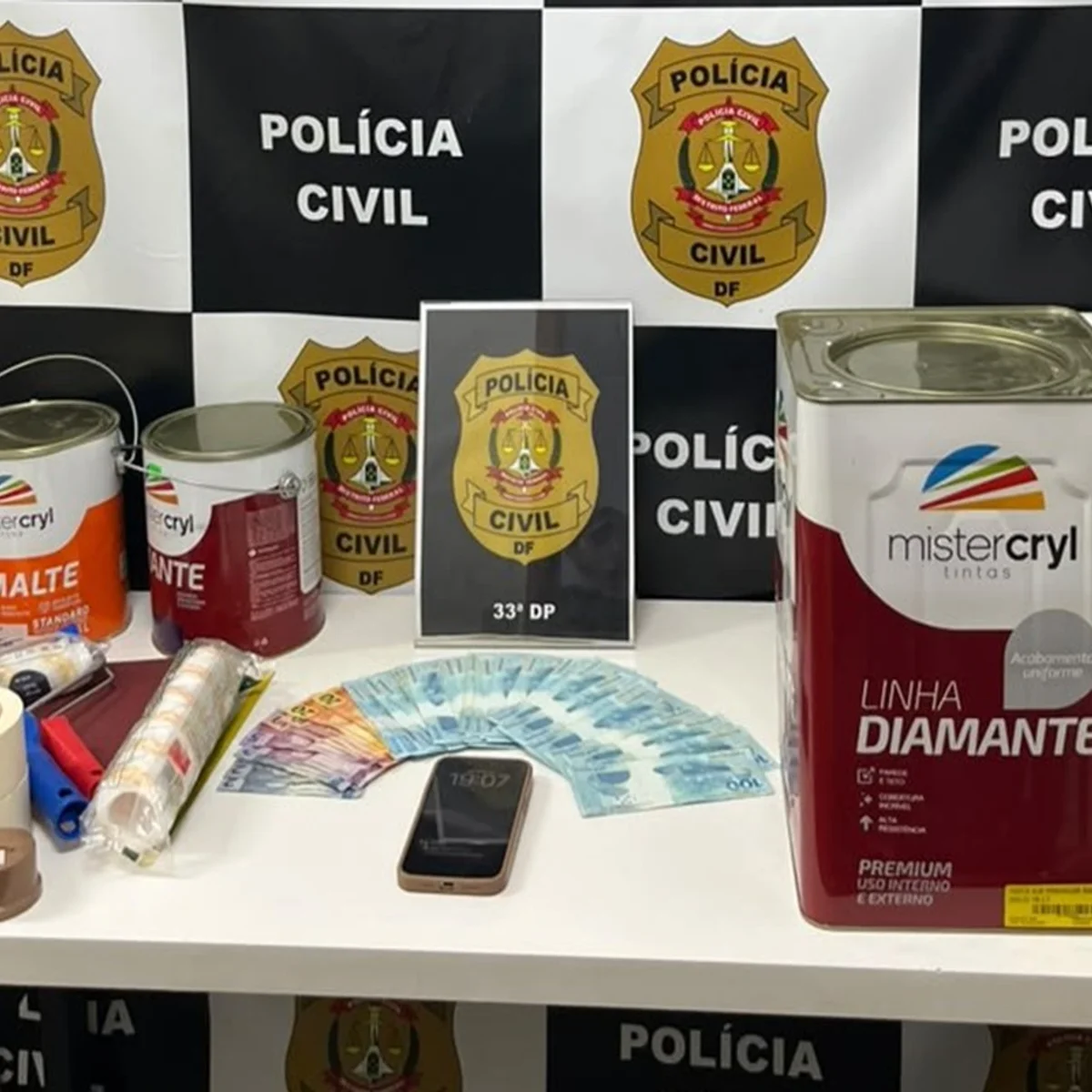 Homem é preso no DF após comprar materiais de construção com notas falsas