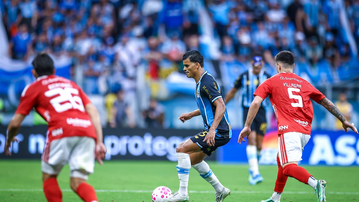 Corinthians ‘entra na crise’ de Grêmio e Inter e pode evitar inédita queda conjunta da dupla gaúcha