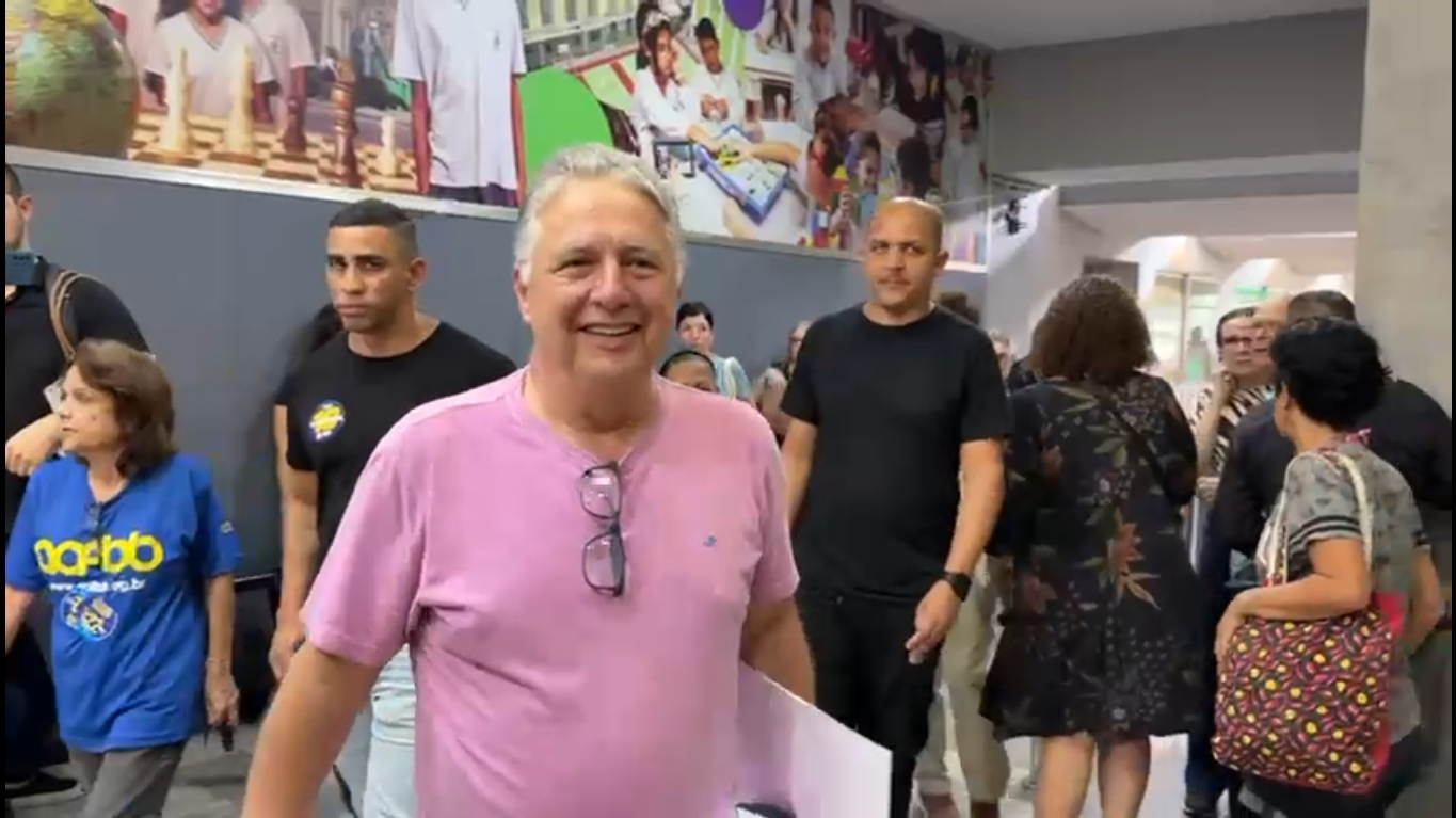 Procuradoria-Geral dá parecer favorável à homologação da desistência de Garotinho no TSE