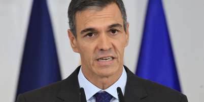 Pressionado pela crise da moradia e pelo desgaste político de seu governo, Pedro Sánchez anunciou a antecipação das eleições legislativas. Foto: AFP - LUDOVIC MARIN / RFI