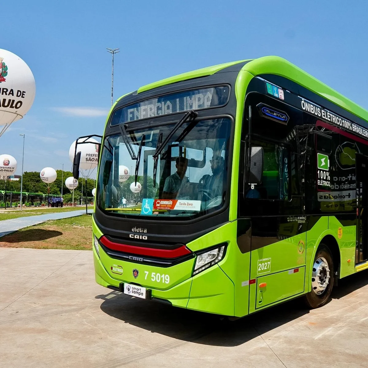 TRE determina 100% da frota, mas eleitores denunciam demora de ônibus em SP
