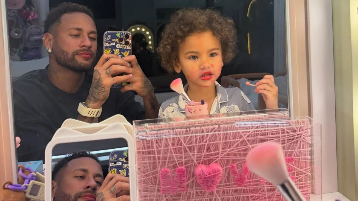 Neymar homenageia Mavie no dia do aniversário da filha: "Alegra o meu dia"