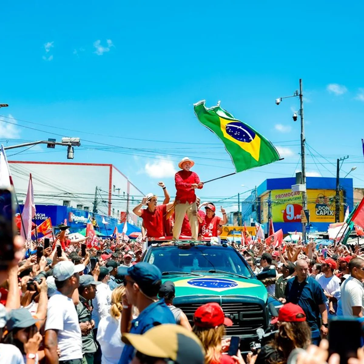Lula questiona corte prometido por Flávio: “De onde vai tirar R$ 250 bi?”