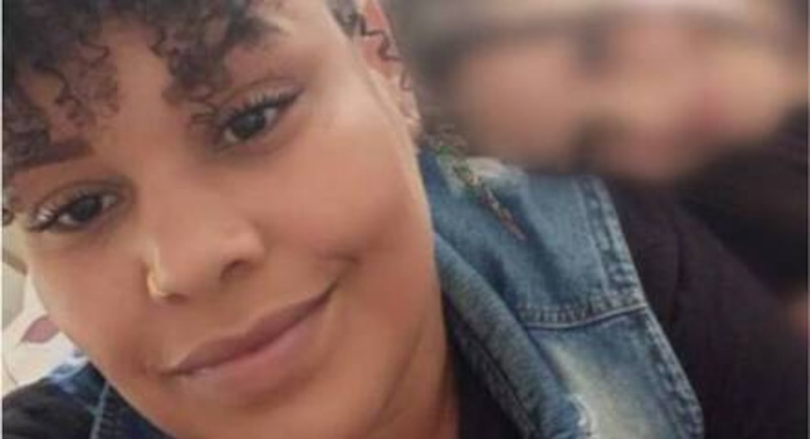 Investigações apontaram que Amanda mantinha uma relação de controle com a mãe