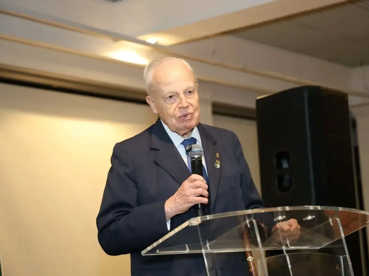Trineto de Dom Pedro II cita Nossa Senhora na véspera das eleições