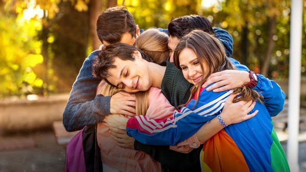 12 séries turcas com romances tão bons que curam até coração partido