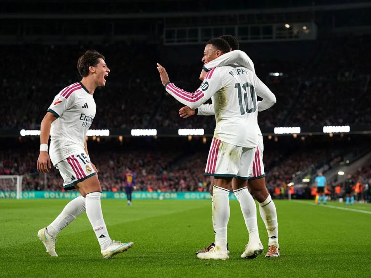 Mbappé marca duas vezes e Real Madrid vence o Barcelona no El Clásico