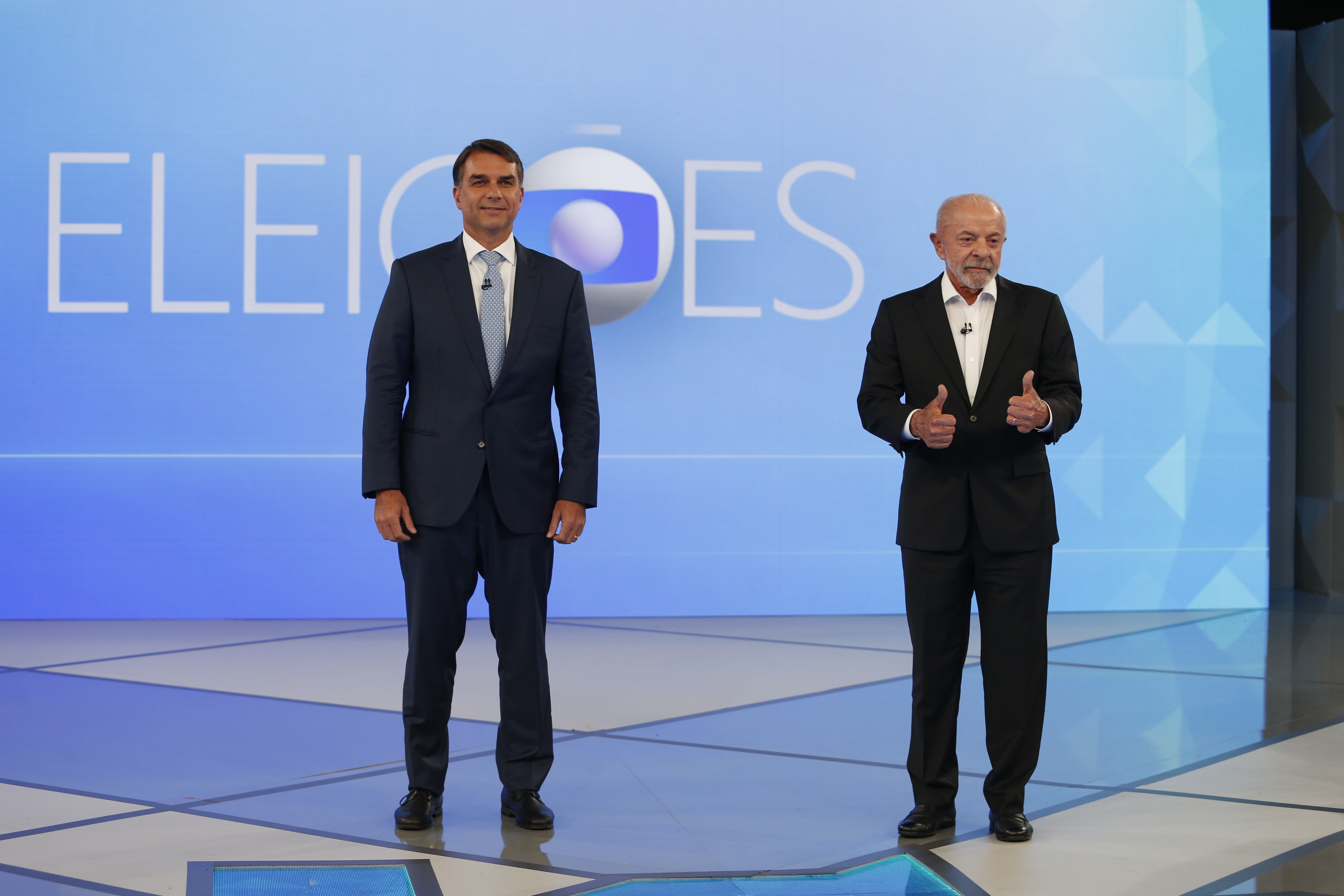 Caso Ana Clara, disputa por ilha, 'nove dedos': o debate da TV Globo entre Flávio Bolsonaro e Lula em oito pontos