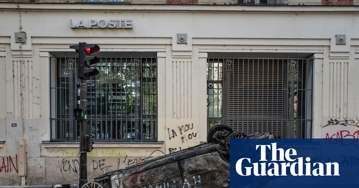'É um inferno': moradores tremem após violentos distúrbios no fim de semana em toda a França – vídeo