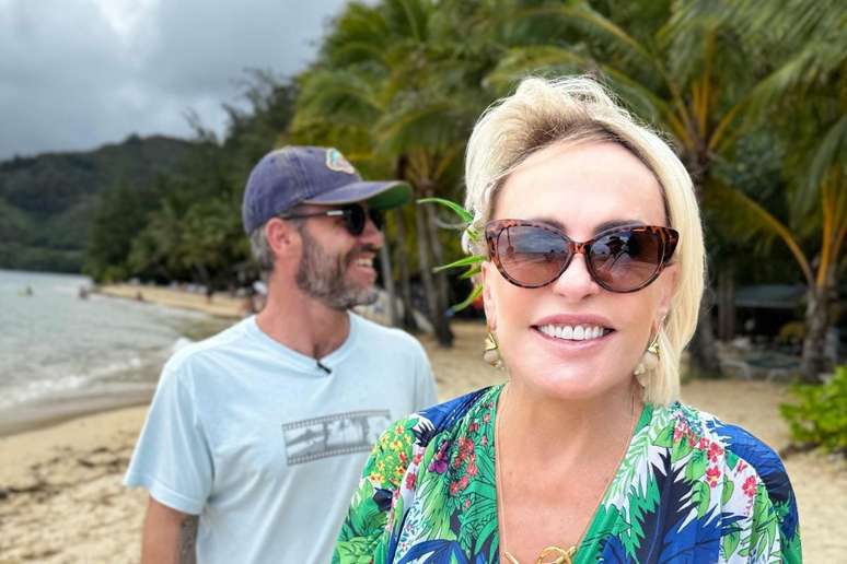 Ana Maria Braga reflete sobre desafios no casamento e alerta: 'Precisa ter namoro, senão vira reunião de condomínio'