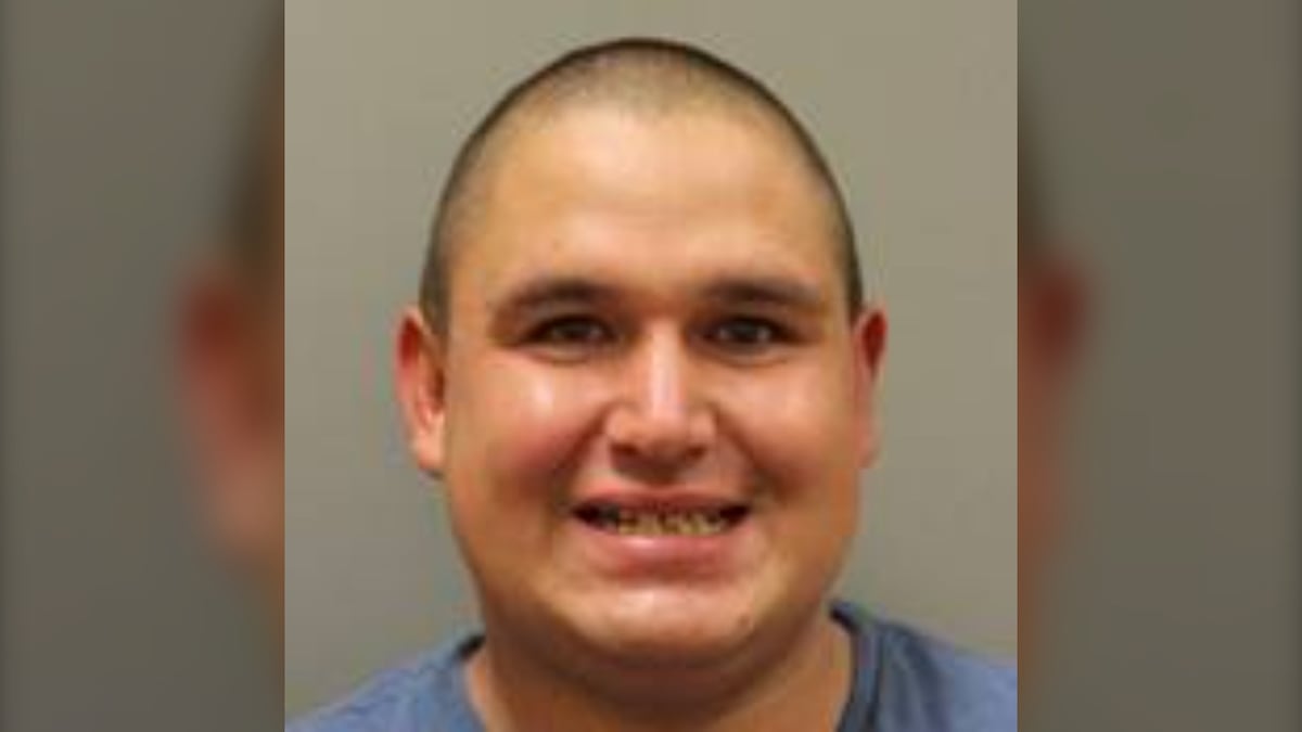 N.S. RCMP searching for man on provincewide warrant