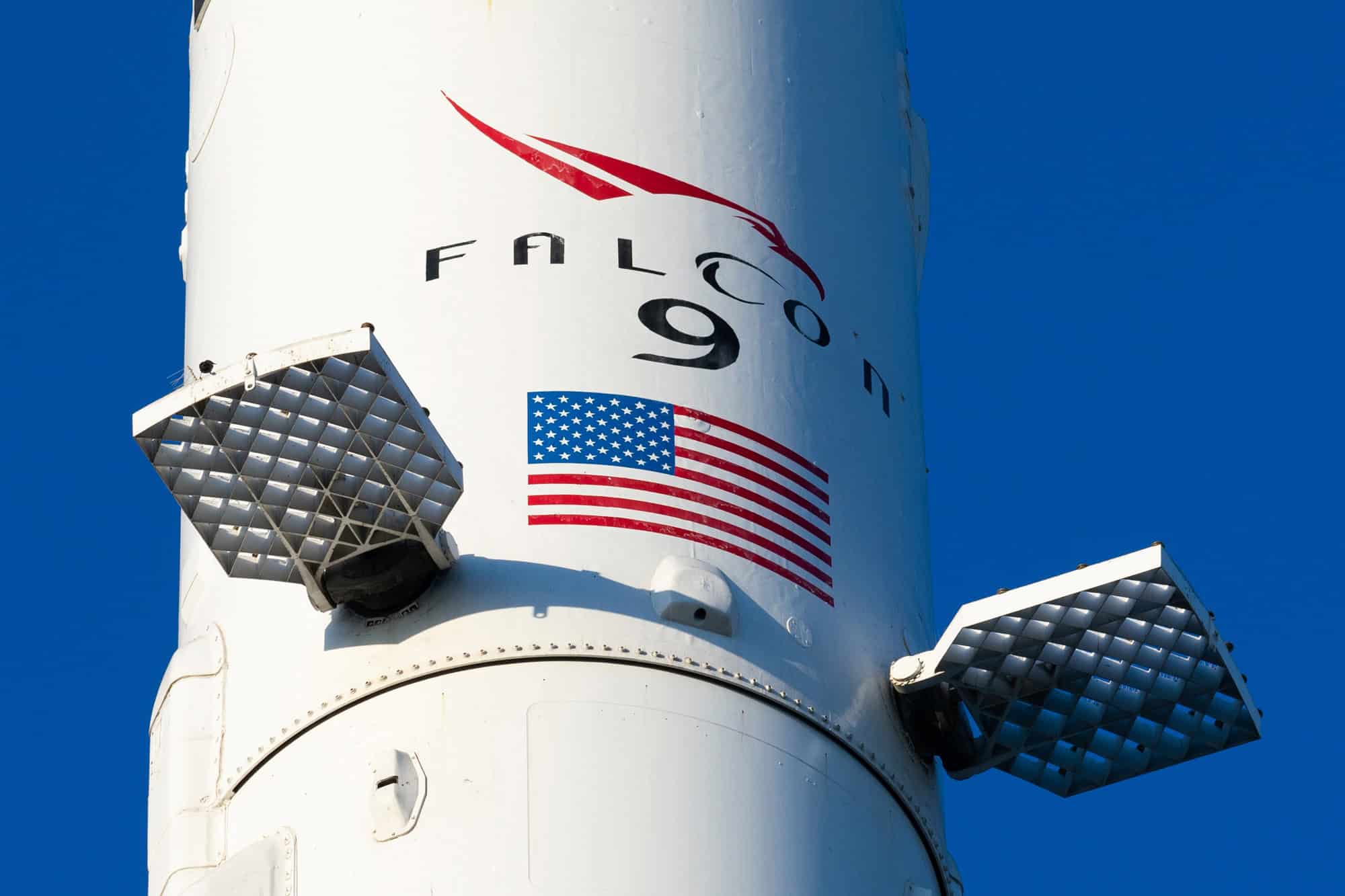 SpaceX lança missão militar secreta dos EUA com foguete reutilizado pela 28ª vez