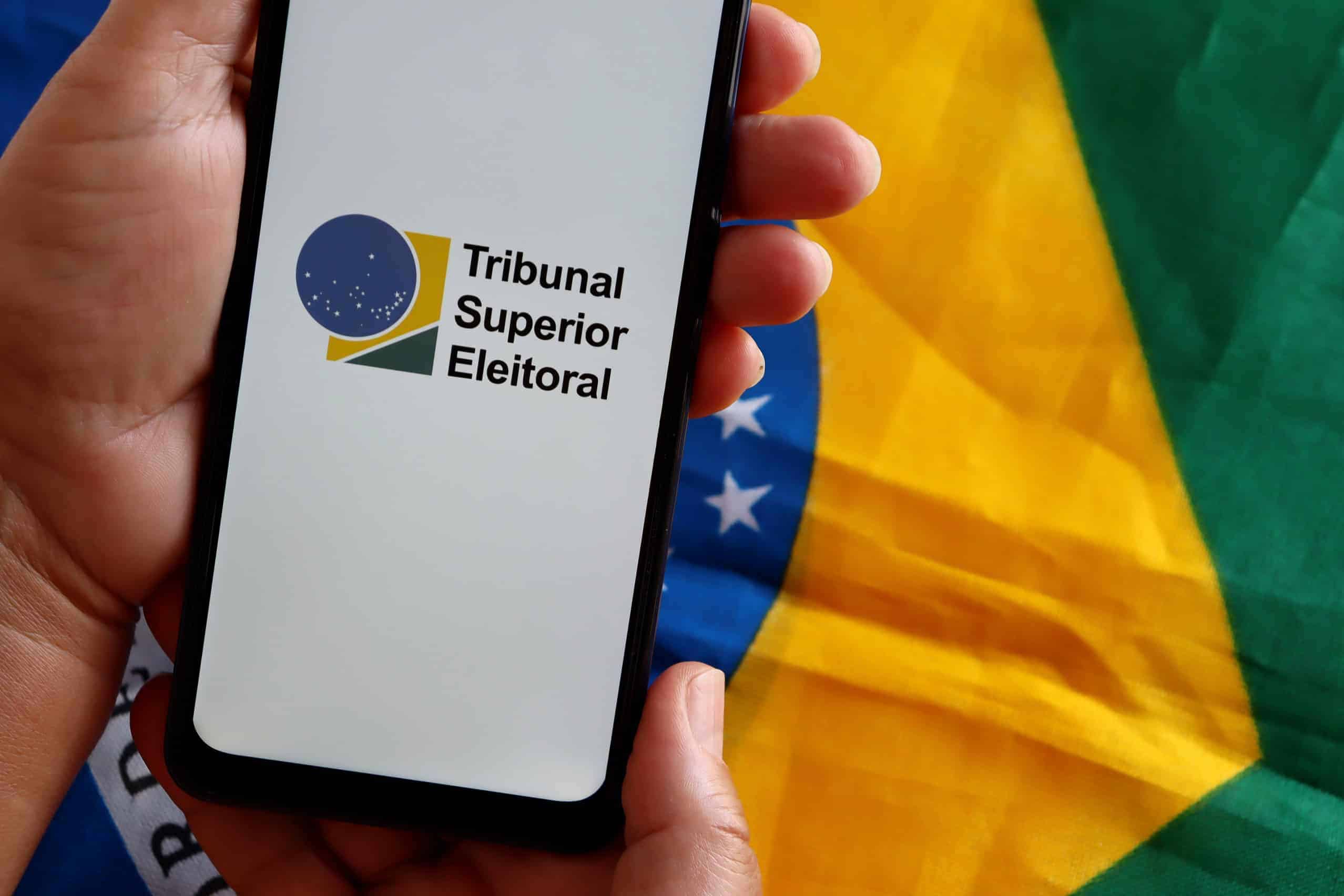 Quatro apps da Justiça Eleitoral ajudam antes e depois do voto