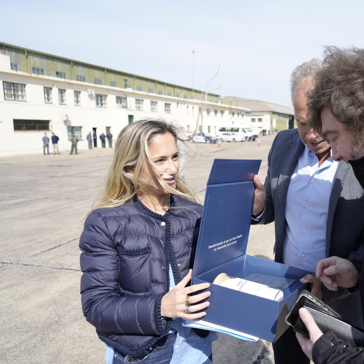 Milei en su reciente visita a una planta en Bahía Blanca