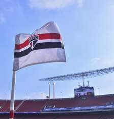 Bandeira do São Paulo Foto: Mauro Horita/Getty Images / Esporte News Mundo