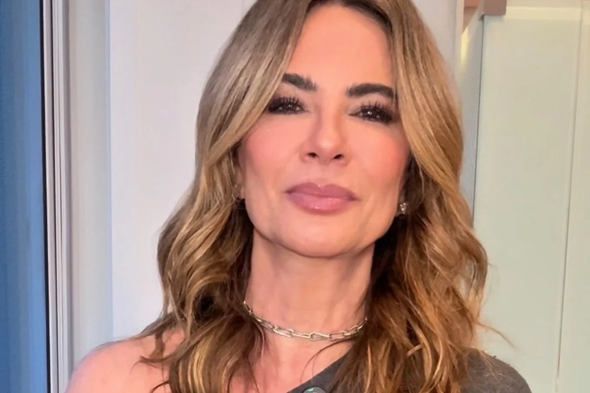 Após ação de despejo, Luciana Gimenez ironiza chegada de contas para pagar