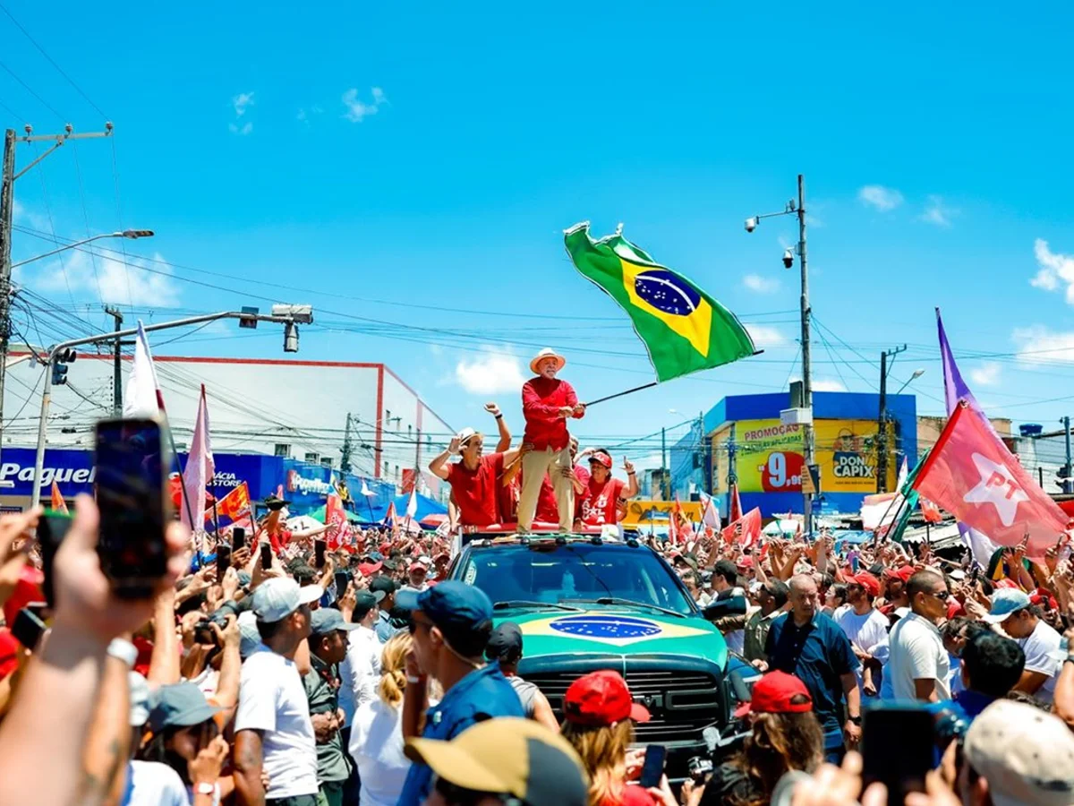 Lula questiona corte prometido por Flávio: “De onde vai tirar R$ 250 bi?”