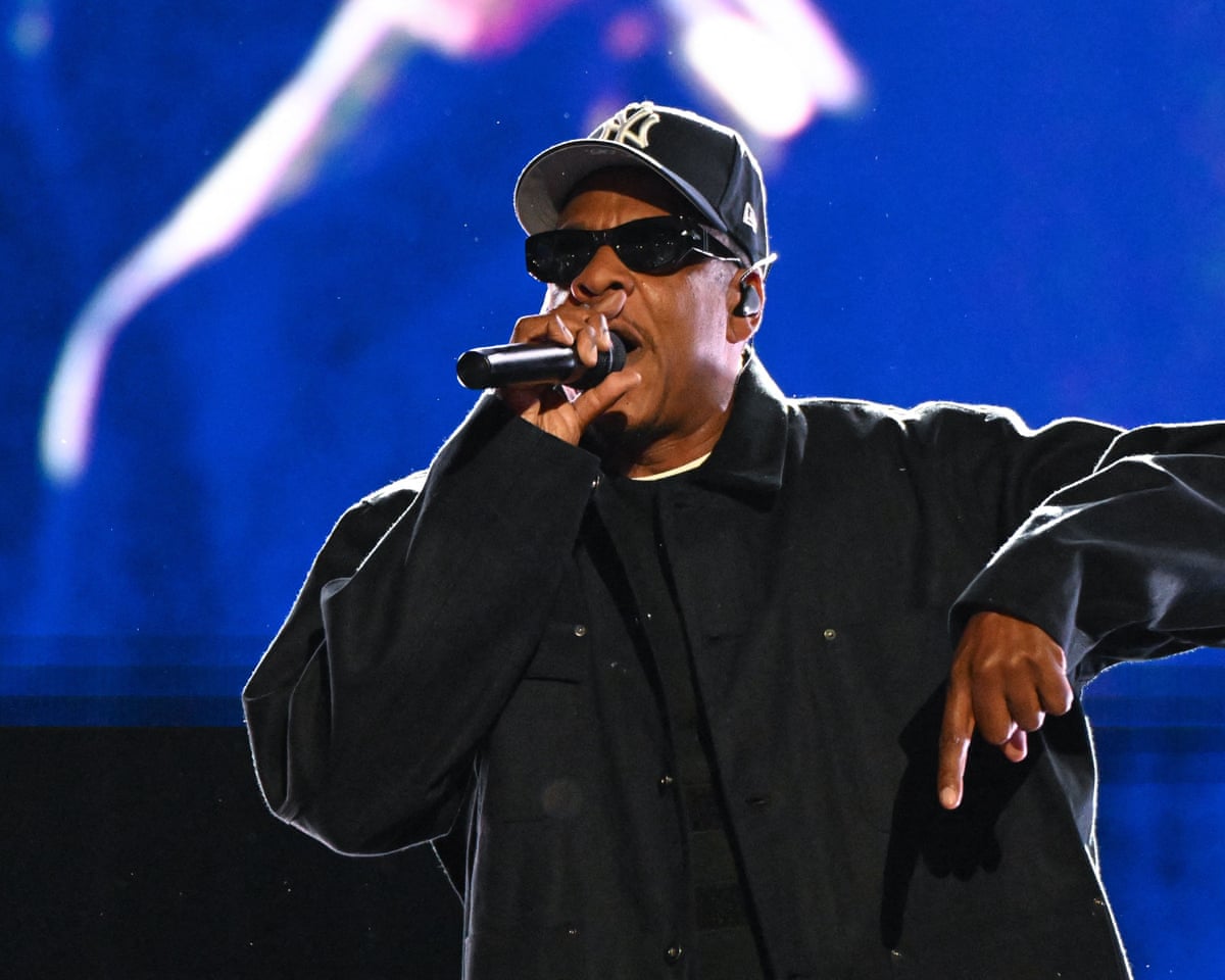 Jay-Z será o artista principal do show de intervalo do Super Bowl de 2027