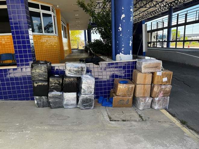 Polícia prende caminhoneiro da Paraíba com mais de meia tonelada de drogas na Bahia
