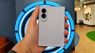 Samsung põe Galaxy Z Fold 8 à frente dos outros dobráveis