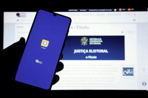 Justiça Eleitoral: 4 apps que ajudam você no dia da votação