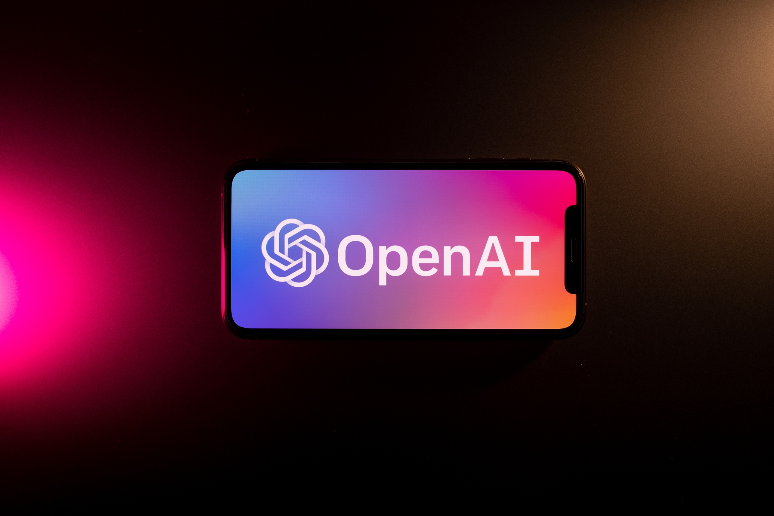 OpenAI é criticada por ex-funcionário que alerta para riscos da IA