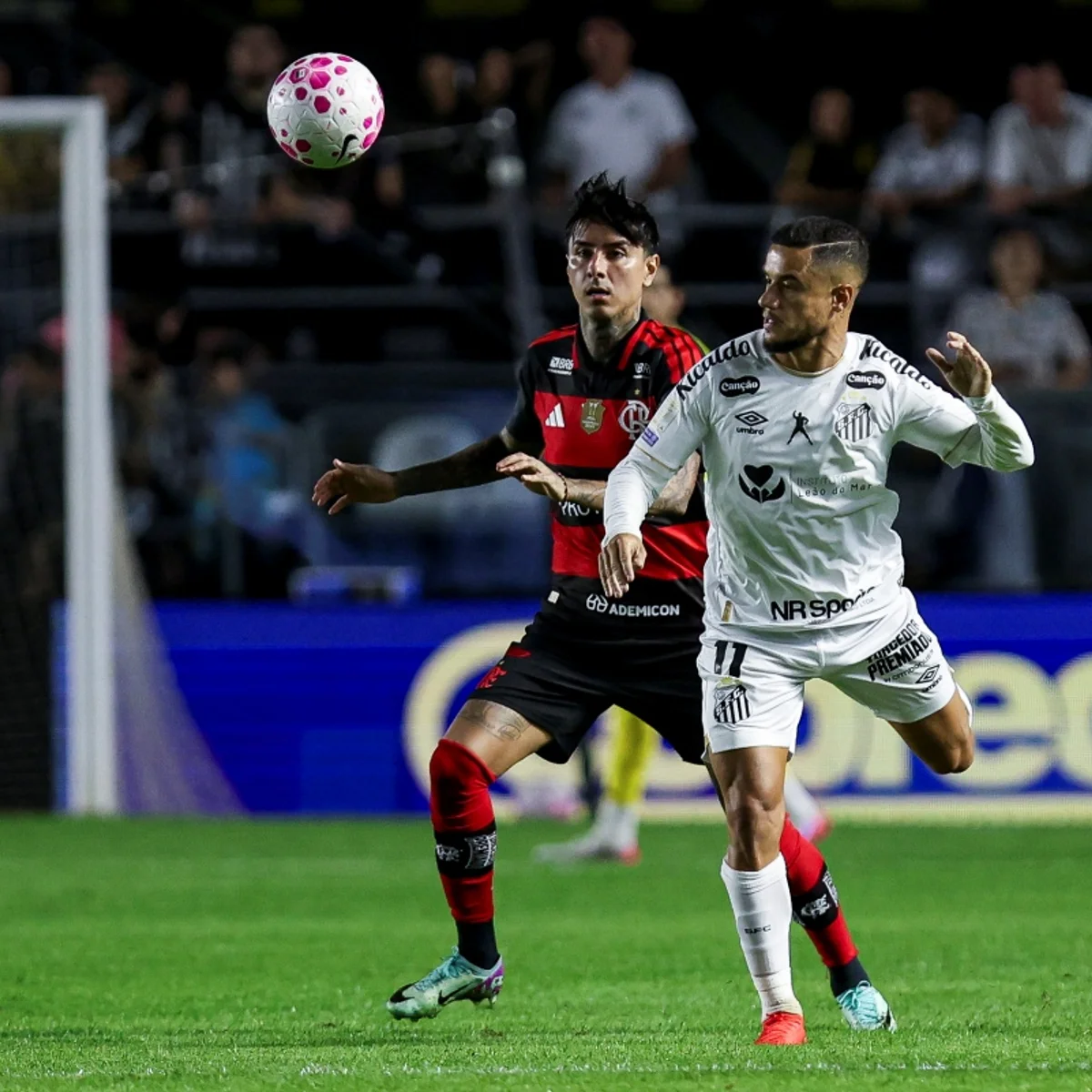 Brasileirão: Neymar marca duas vezes e Santos busca empate com o Flamengo