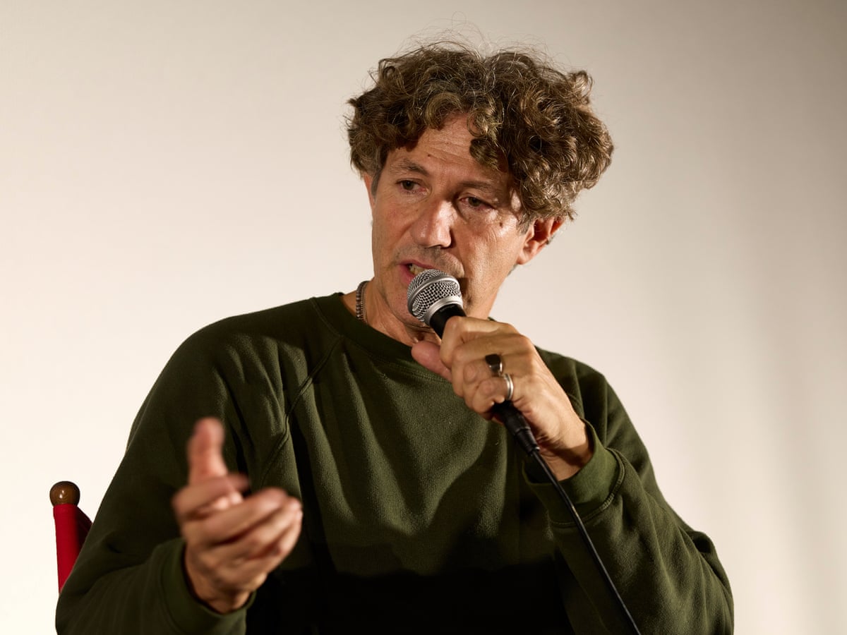 Jonathan Glazer diz que a retaliação de Israel contra o NAZA é 'mais venal' do que se antecipava