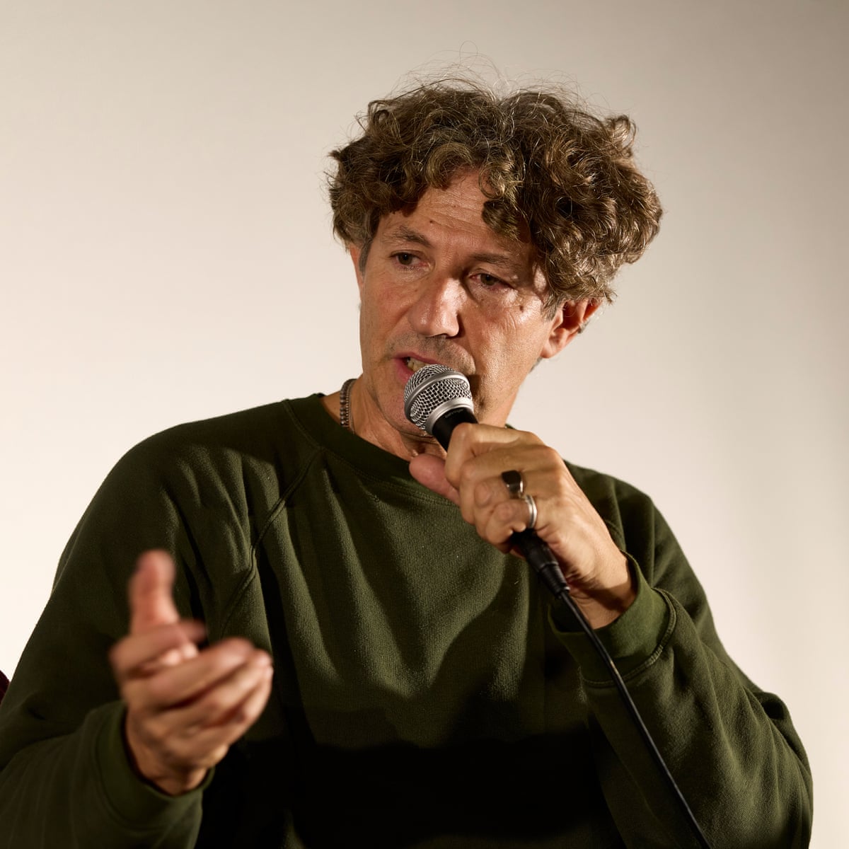 Jonathan Glazer diz que a retaliação de Israel contra o NAZA é 'mais venal' do que se antecipava