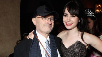 Phil Collins fala abertamente sobre falhas no casamento e arrependimentos na vida: 'Arrependo-me de meus casamentos terem desmoronado'
